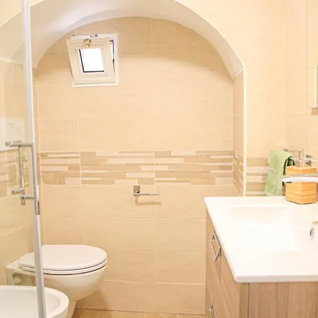 La Vispa Teresa Almalusa Apulian By In Puglia Service Martina Franca